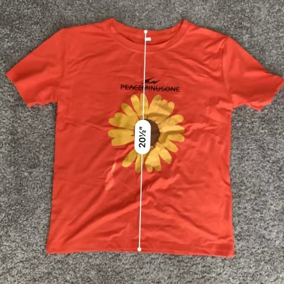 Women's Daisy Tee Great for Summer - Picture 3 of 8